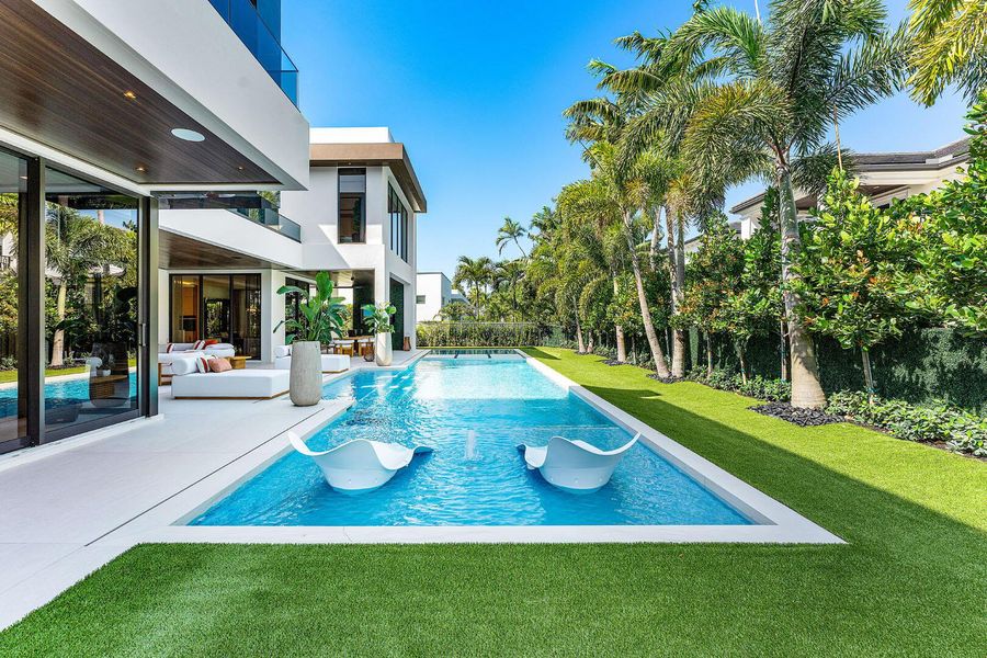 Image 32 of a home in .