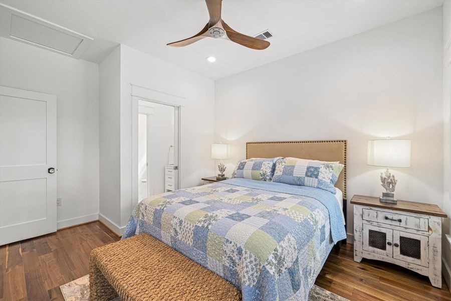 Furnished interior view inside a new home in , Galveston (Image 30).