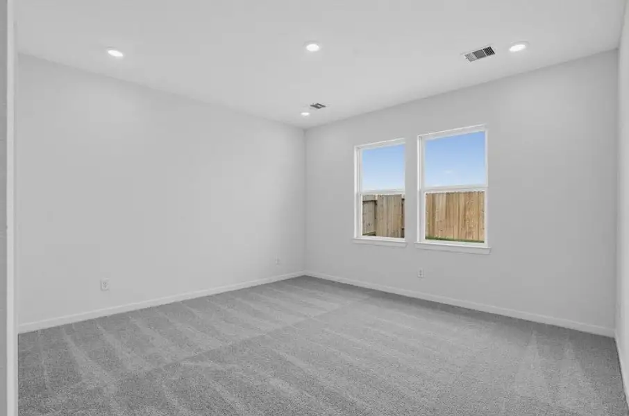 Spacious, unfurnished interior of a new home in Hockley Meadows, Hockley (Image 7).