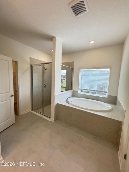 Furnished interior view inside a new home in Hyland Trail, Green Cove Springs (Image 5).