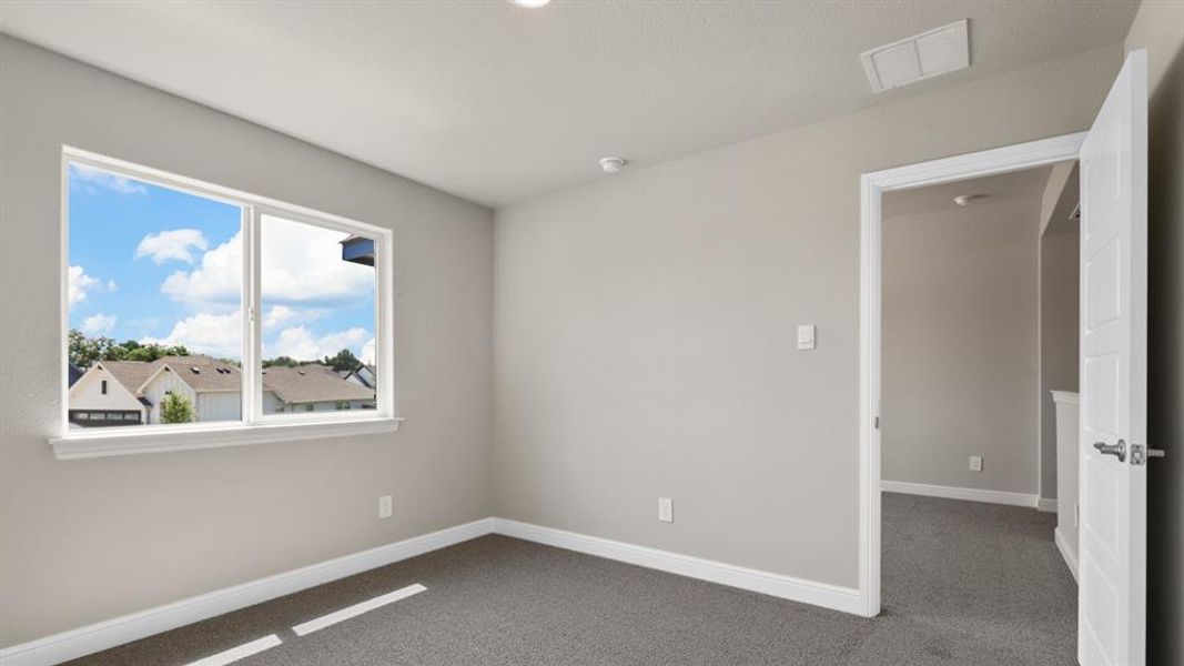 Spacious, unfurnished interior of a new home in Rock Creek Ranch, Fort Worth (Image 25). Spacious, unfurnished interior of a new home in Rock Creek Ranch, Fort Worth (Image 25).