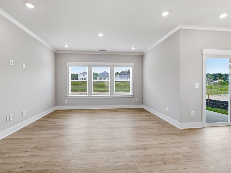 Spacious, unfurnished interior of a new home in Watkins Glen, Raleigh (Image 11).