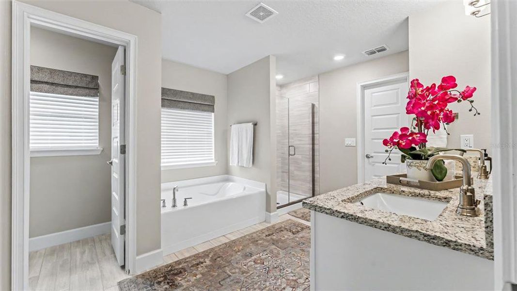 Furnished interior view inside a new home in Lake Juliana Estates, Auburndale (Image 16).