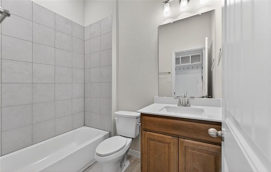 Furnished interior view inside a new home in Nash Estates, Tom Bean (Image 12).