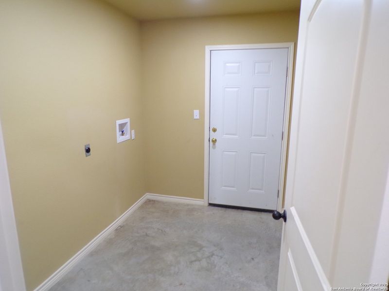Spacious, unfurnished interior of a new home in , Uvalde (Image 6). Spacious, unfurnished interior of a new home in , Uvalde (Image 6).