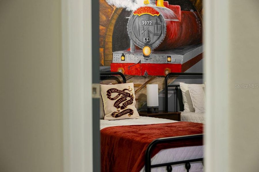 Furnished interior view inside a new home in , Clermont (Image 31).