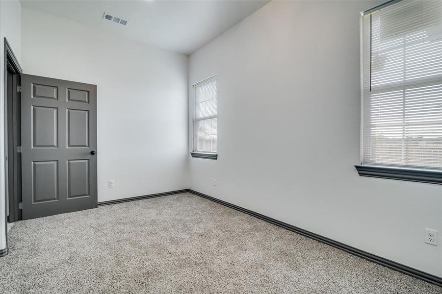 Spacious, unfurnished interior of a new home in , West Tawakoni (Image 11).