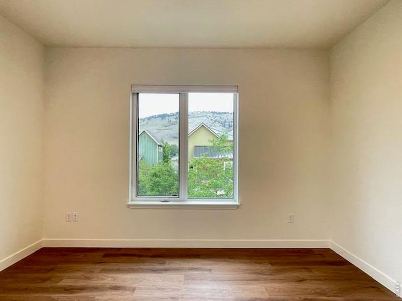Spacious, unfurnished interior of a new home in , Boulder (Image 15).