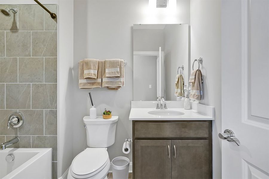 Cooper's Bay, Guest Bathroom