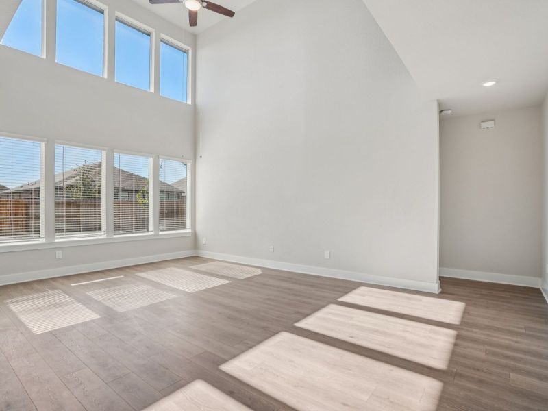 Spacious, unfurnished interior of a new home in Fox Falls, Boerne (Image 14). Spacious, unfurnished interior of a new home in Fox Falls, Boerne (Image 14).