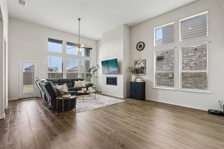 Furnished interior view inside a new home in Silverado, Aubrey (Image 31).