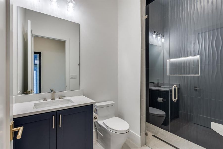 Furnished interior view inside a new home in , McKinney (Image 19).