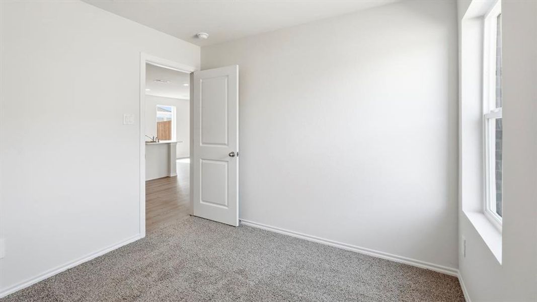 Spacious, unfurnished interior of a new home in Asher Oaks, Bonham (Image 29).