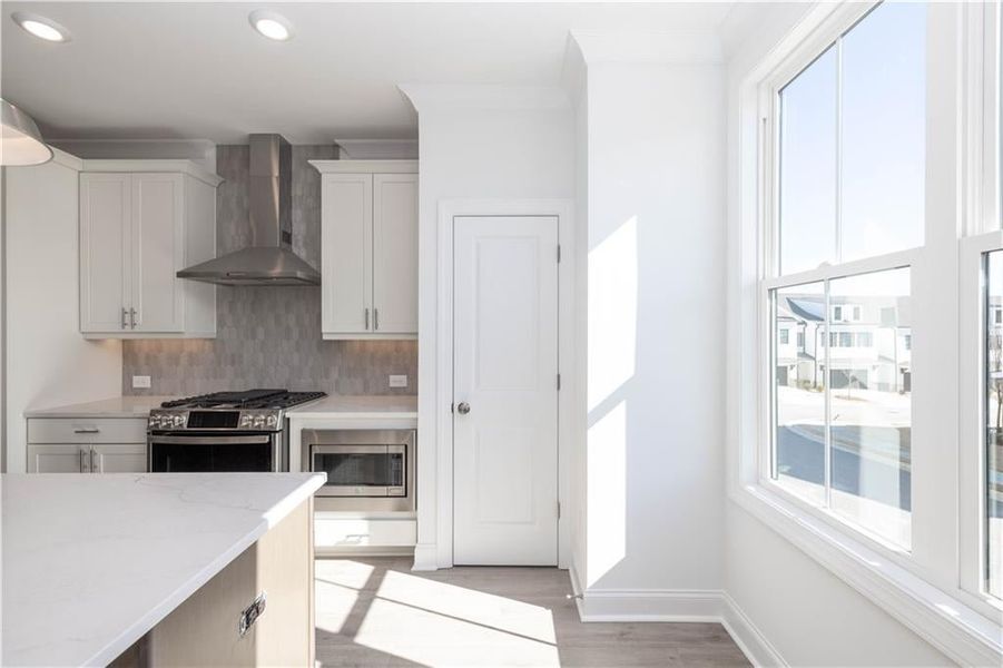 Brand new home built by The Providence Group - homesite #211
Pictures represent a previously built home not the actual home Brand new home built by The Providence Group - homesite #211
Pictures represent a previously built home not the actual home