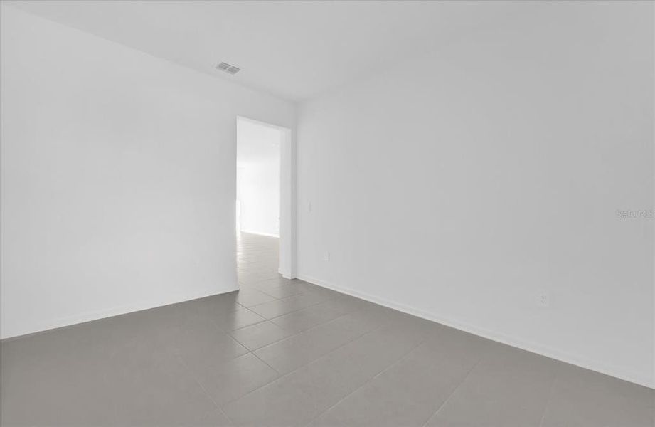 Spacious, unfurnished interior of a new home in , Kissimmee (Image 12).
