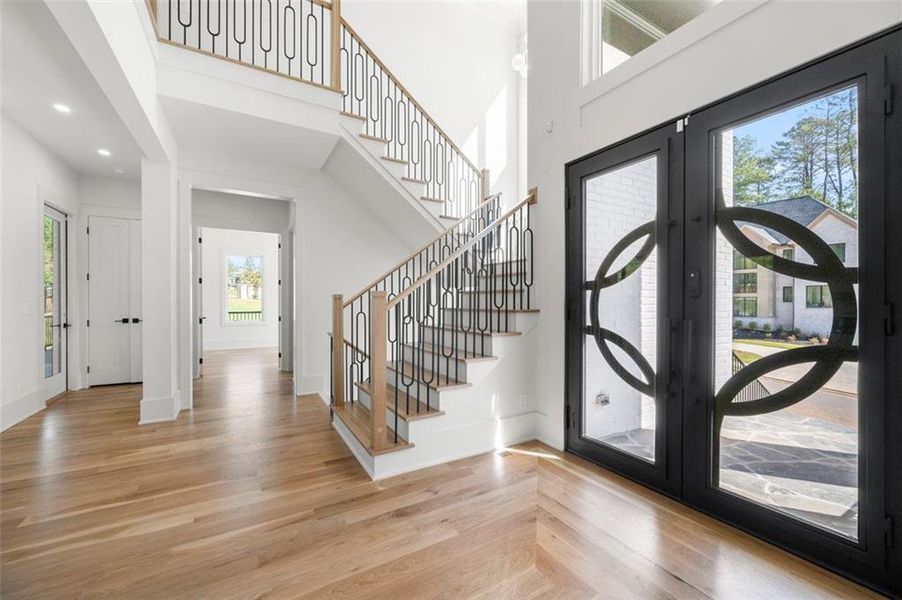 Spacious, unfurnished interior of a new home in Timber Rock Manor, Cumming (Image 67).