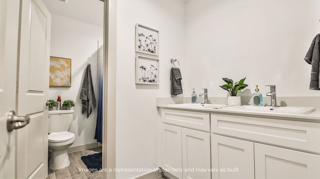 Furnished interior view inside a new home in Viridian, Lubbock (Image 27). Furnished interior view inside a new home in Viridian, Lubbock (Image 27).