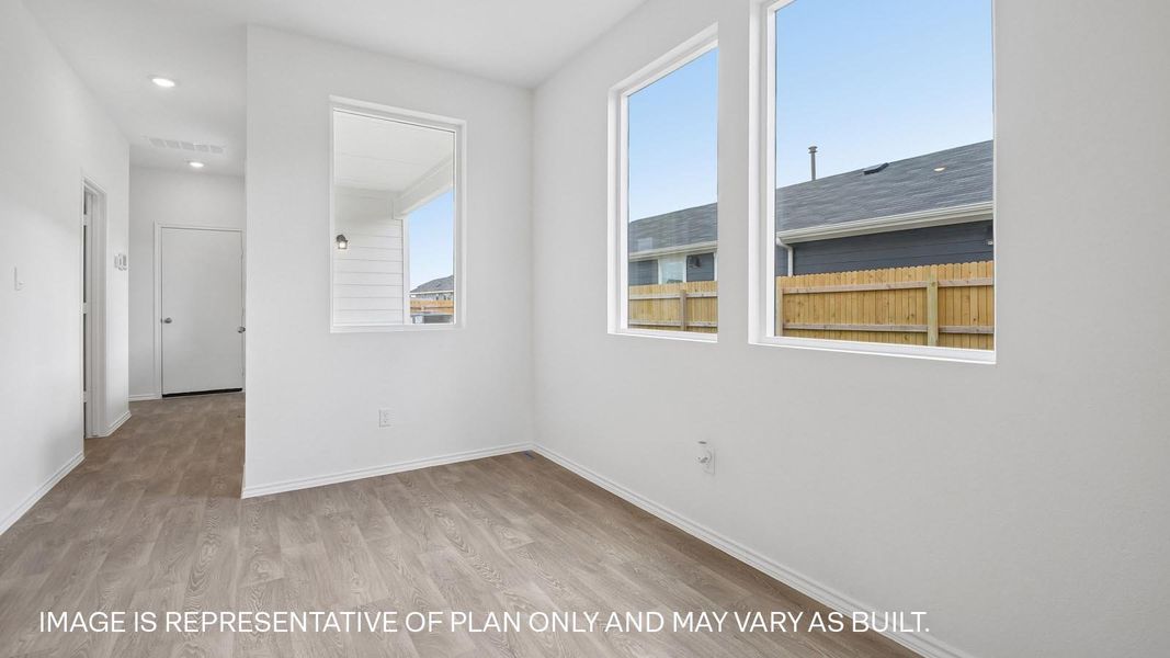 Spacious, unfurnished interior of a new home in Valverde, Bastrop (Image 15).