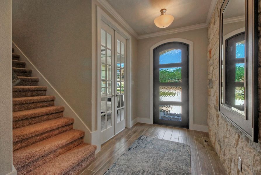 Representative unfurnished interior of a home built from the Madera II by Giddens Homes in Scofield Farms Estates, Georgetown (Image 21).