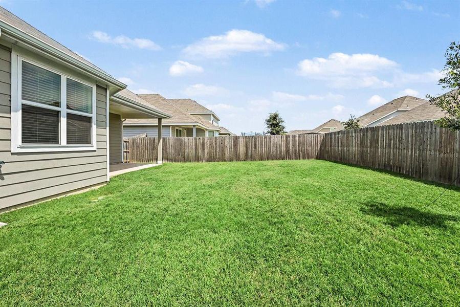 Exterior details and patio area of a home in , Fort Worth (Image 4).