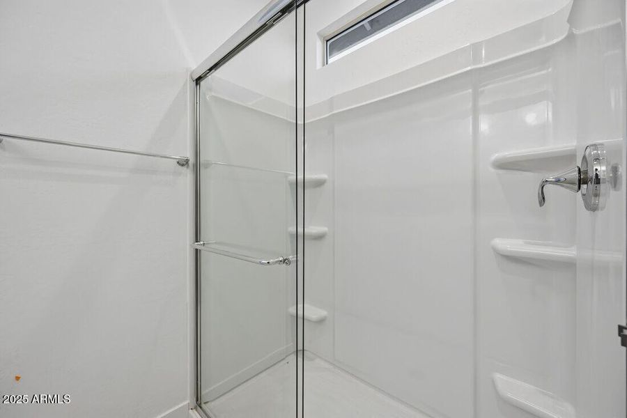 hj-az-phoenix-asante-discovery-quartz-lo hj-az-phoenix-asante-discovery-quartz-lo