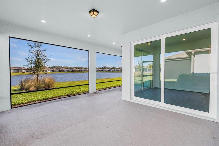 Exterior details and patio area of a home in , Parrish (Image 21).