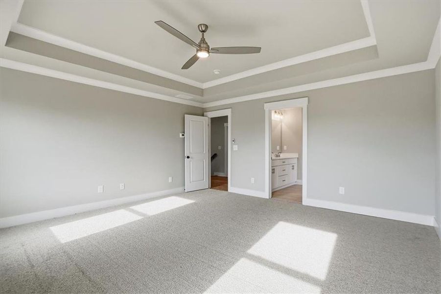 Spacious, unfurnished interior of a new home in , Statham (Image 62).