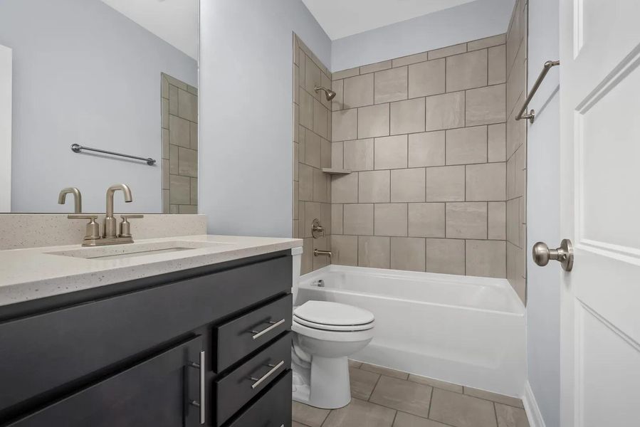 The Roseland II C Bathroom