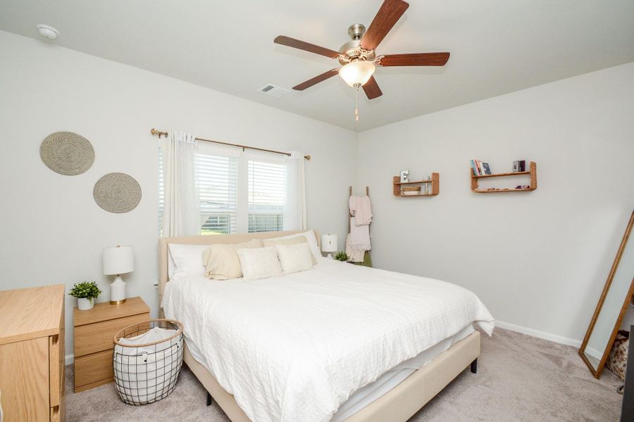 Furnished interior view inside a new home in Granger Pines, Conroe (Image 18).