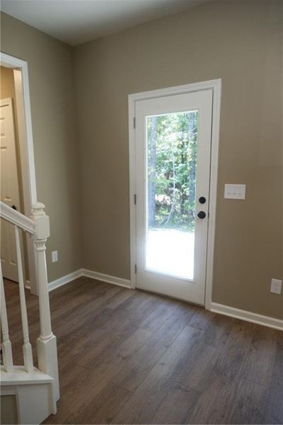 Spacious, unfurnished interior of a new home in , Gainesville (Image 16).