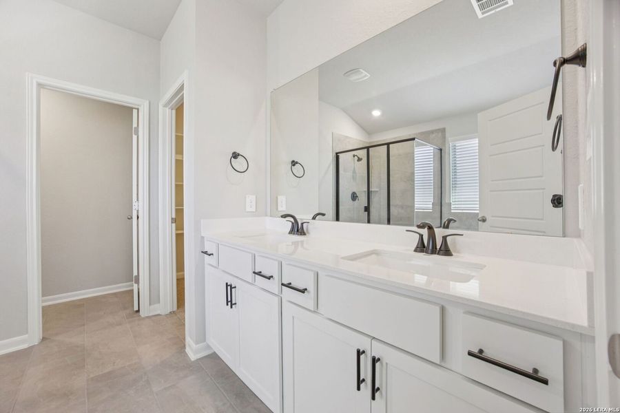 Furnished interior view inside a new home in Arcadia Ridge - Classic Series, San Antonio (Image 19).