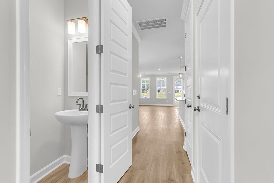 Image 44 of a home in Pineland Preserve.