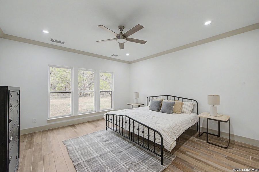 Furnished interior view inside a new home in , Wimberley (Image 4).