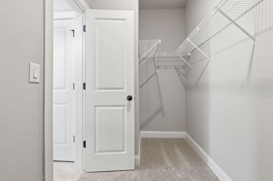 Spacious, unfurnished interior of a new home in , Monroe (Image 24).