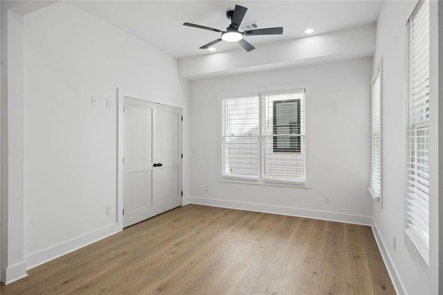 Spacious, unfurnished interior of a new home in , Atlanta (Image 30).