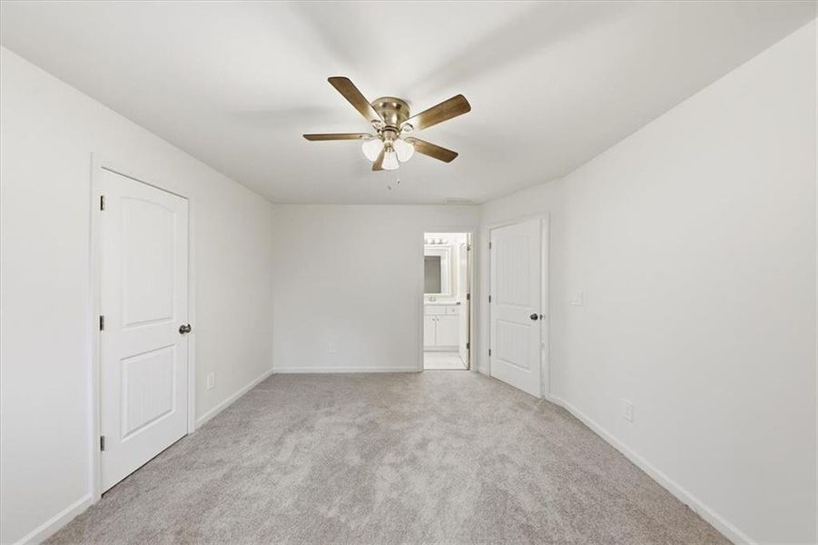 Spacious, unfurnished interior of a new home in , Carrollton (Image 39).