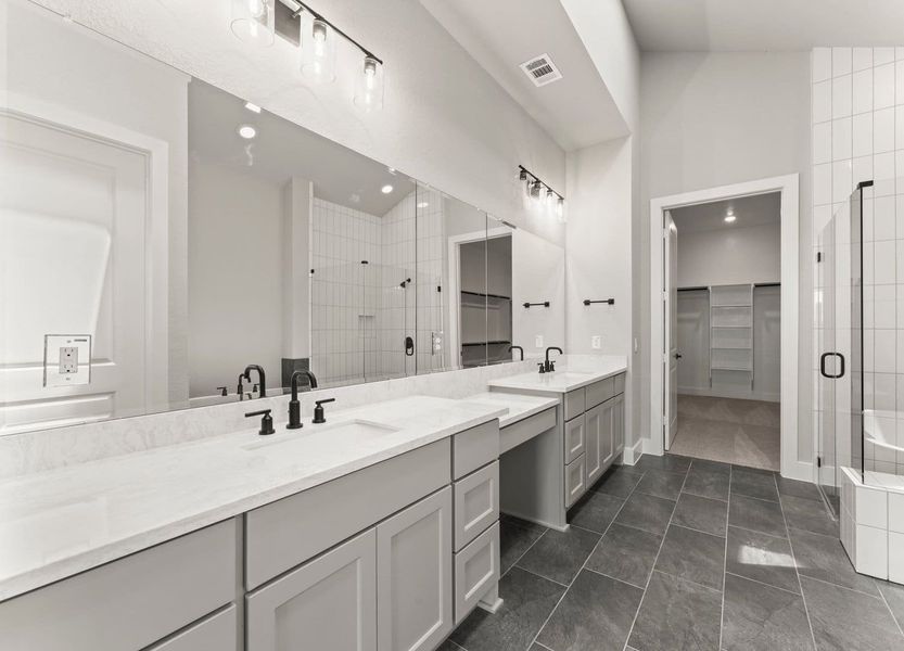 39-custom-DVA06634 39-custom-DVA06634