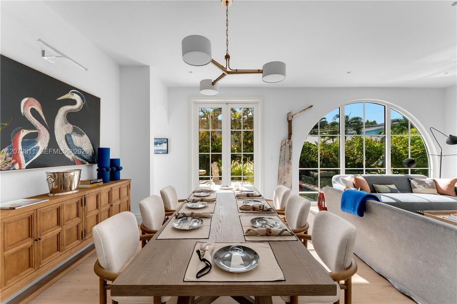 Furnished interior view inside a new home in , Key Biscayne (Image 36). Furnished interior view inside a new home in , Key Biscayne (Image 36).