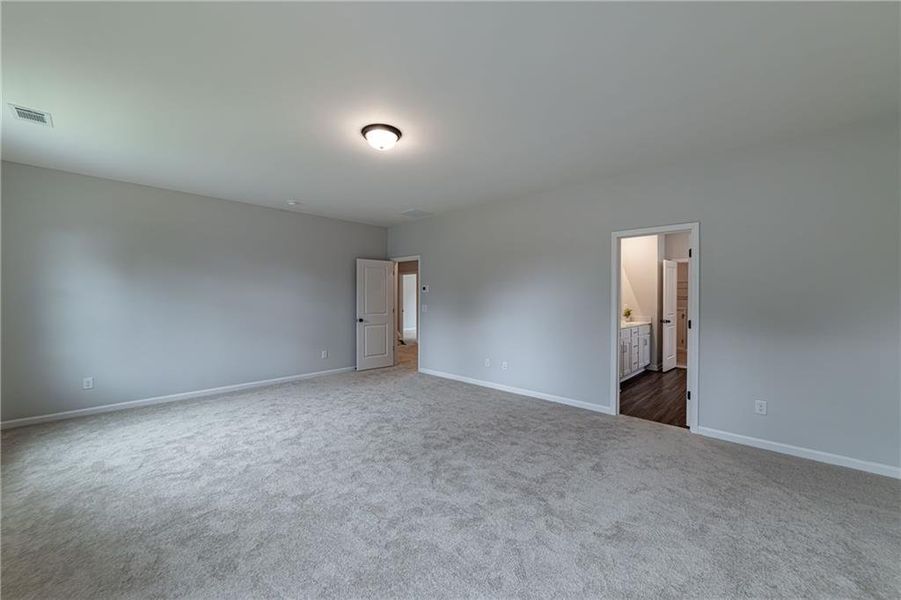 Spacious, unfurnished interior of a new home in Enclave at Edgewater, Canton (Image 70).