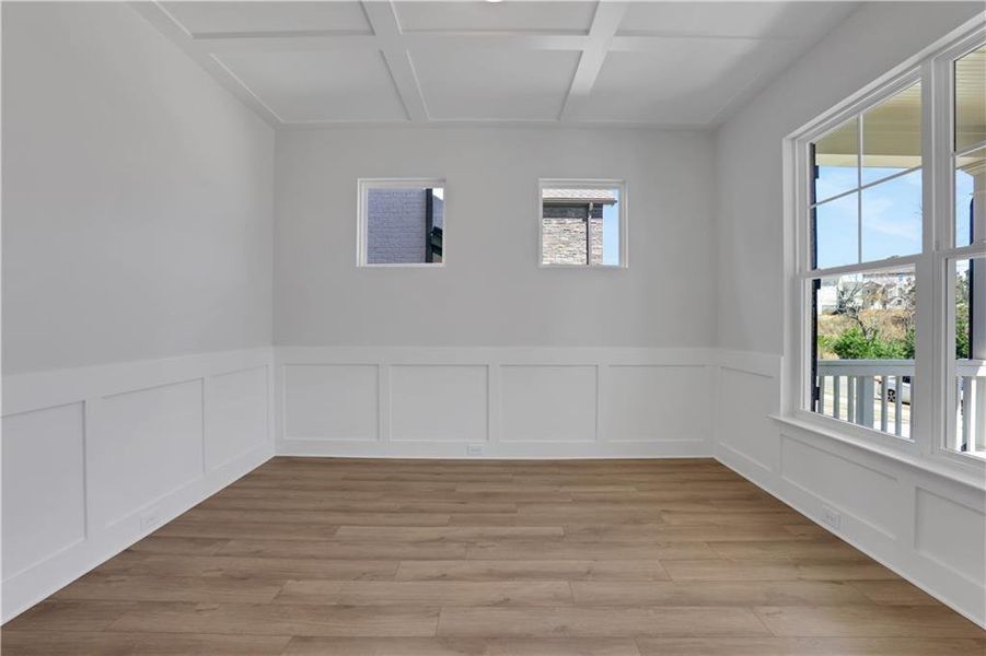 Spacious, unfurnished interior of a new home in Cambridge, Flowery Branch (Image 18).
