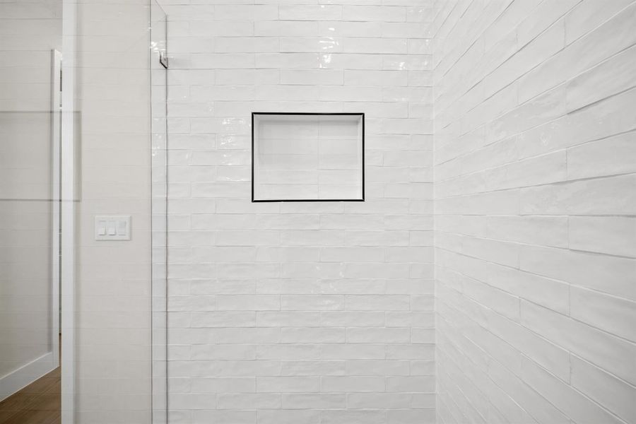 Spacious, unfurnished interior of a new home in , Port St. Lucie (Image 38).