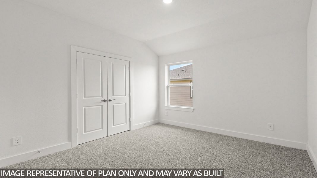 Representative unfurnished interior of a home built from the E60E by D.R. Horton in Riverside Estates, Mont Belvieu (Image 17).