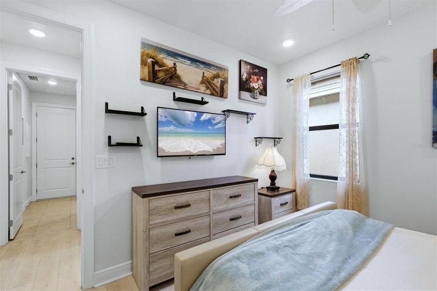 Furnished interior view inside a new home in , Bradenton (Image 28).