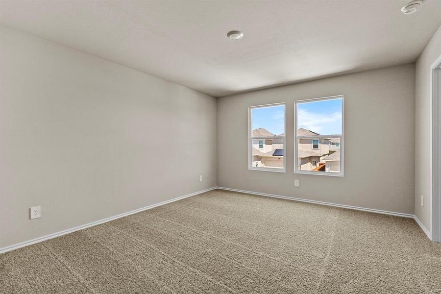 Spacious, unfurnished interior of a new home in , Fort Worth (Image 24).
