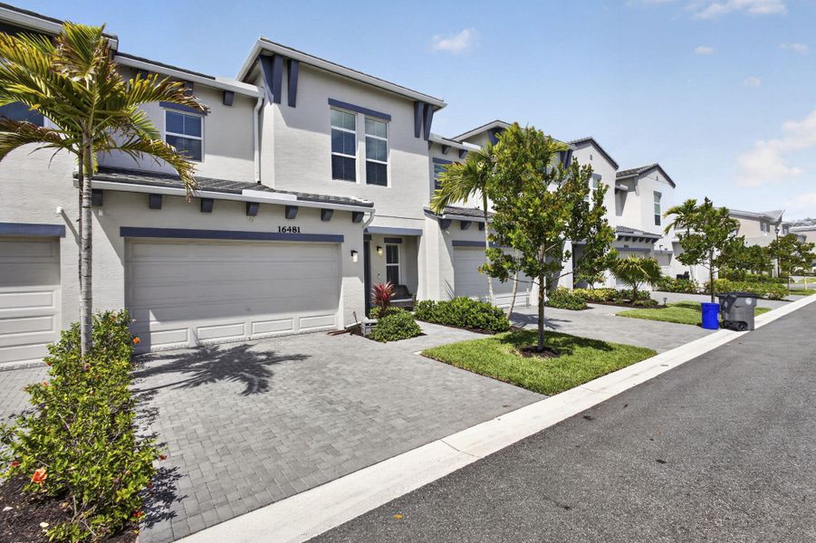 Front view Front view