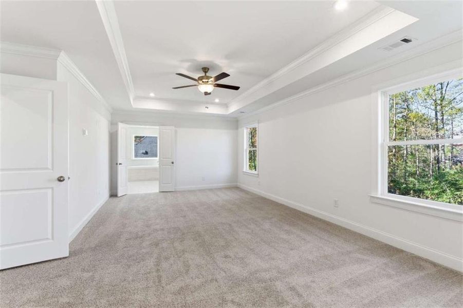 Spacious, unfurnished interior of a new home in The Estates at Hurricane Pointe, Douglasville (Image 30). Spacious, unfurnished interior of a new home in The Estates at Hurricane Pointe, Douglasville (Image 30).