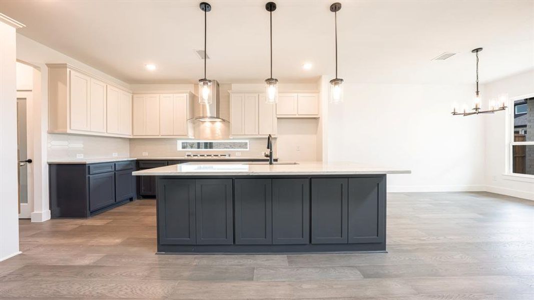 Furnished interior view inside a new home in Edgewood Creek, Celina (Image 15).