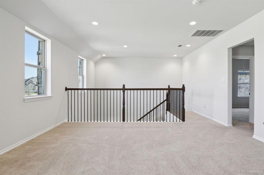 Spacious, unfurnished interior of a new home in Solterra, Mesquite (Image 18). Spacious, unfurnished interior of a new home in Solterra, Mesquite (Image 18).