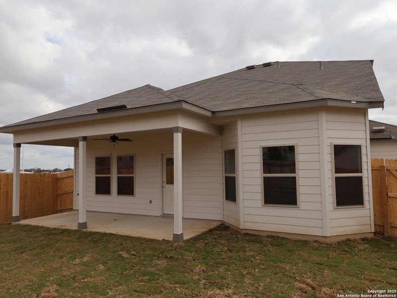 Exterior details and patio area of a home in Greenspoint Heights, Seguin (Image 25).