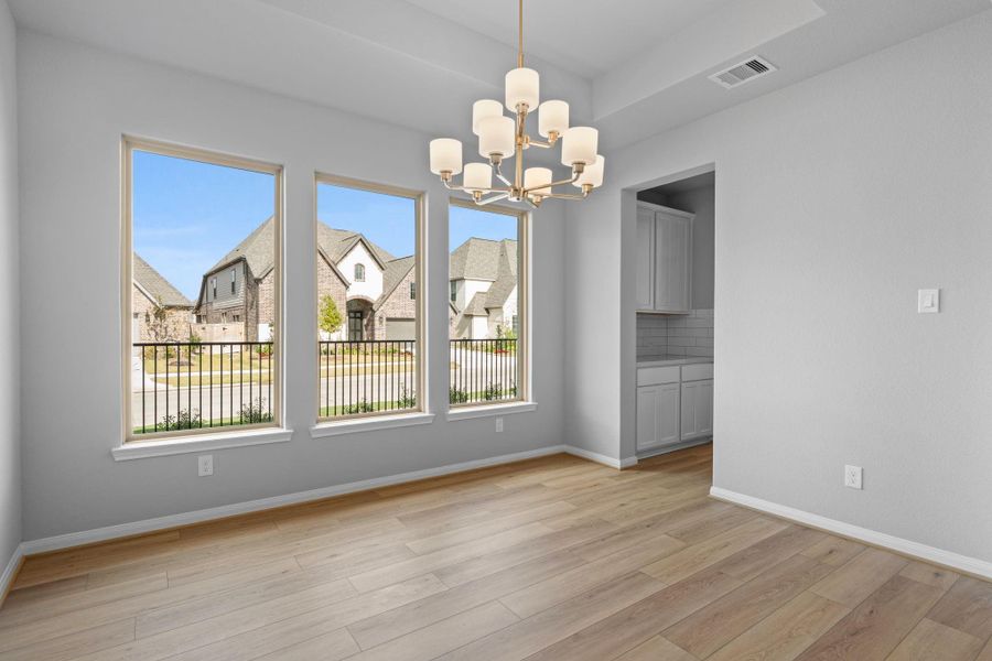 Spacious, unfurnished interior of a new home in Bridgeland 55', Cypress (Image 28).